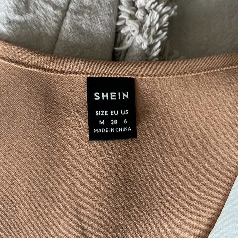 Color Block Blouse - Picture 4 of 5